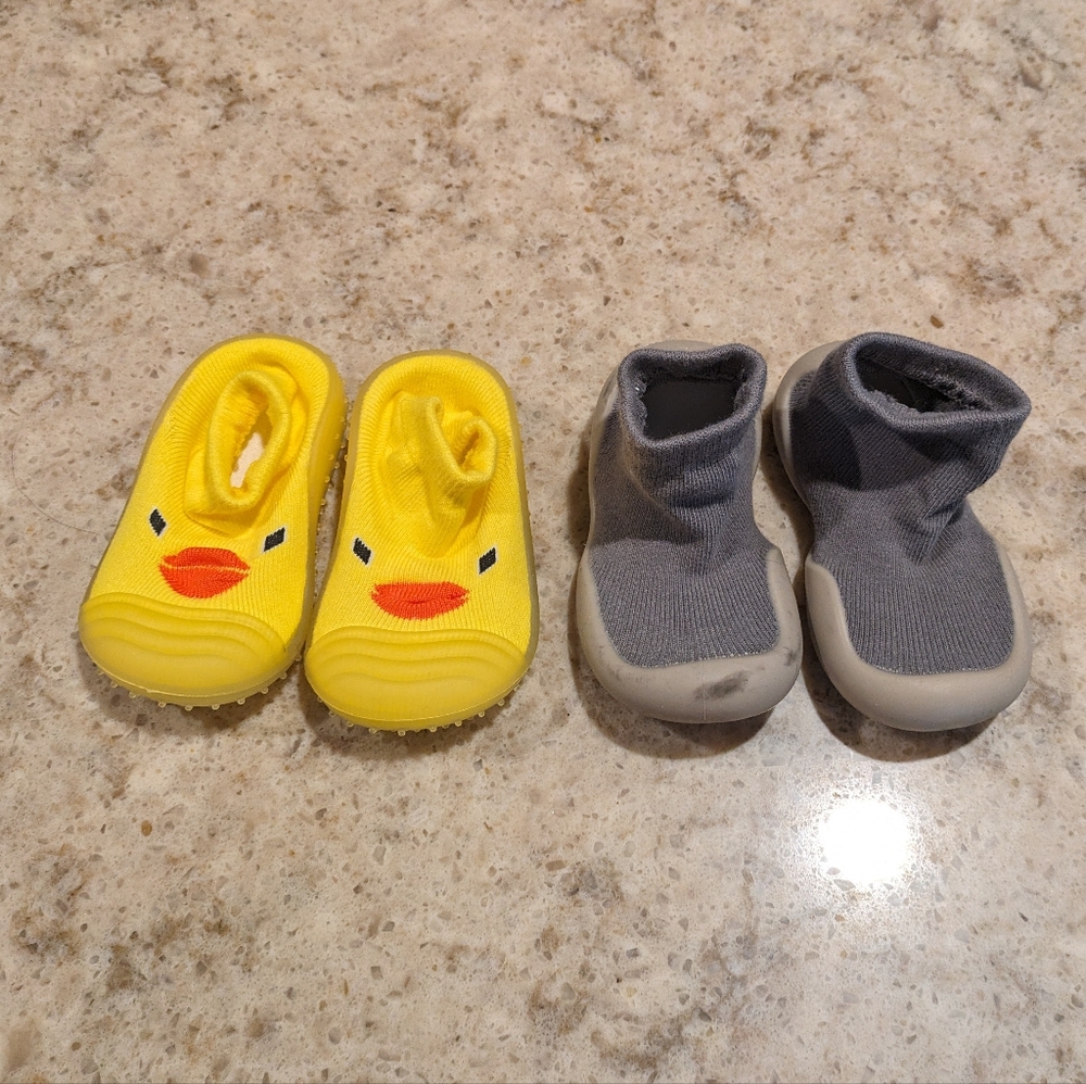 Toddler floor socks